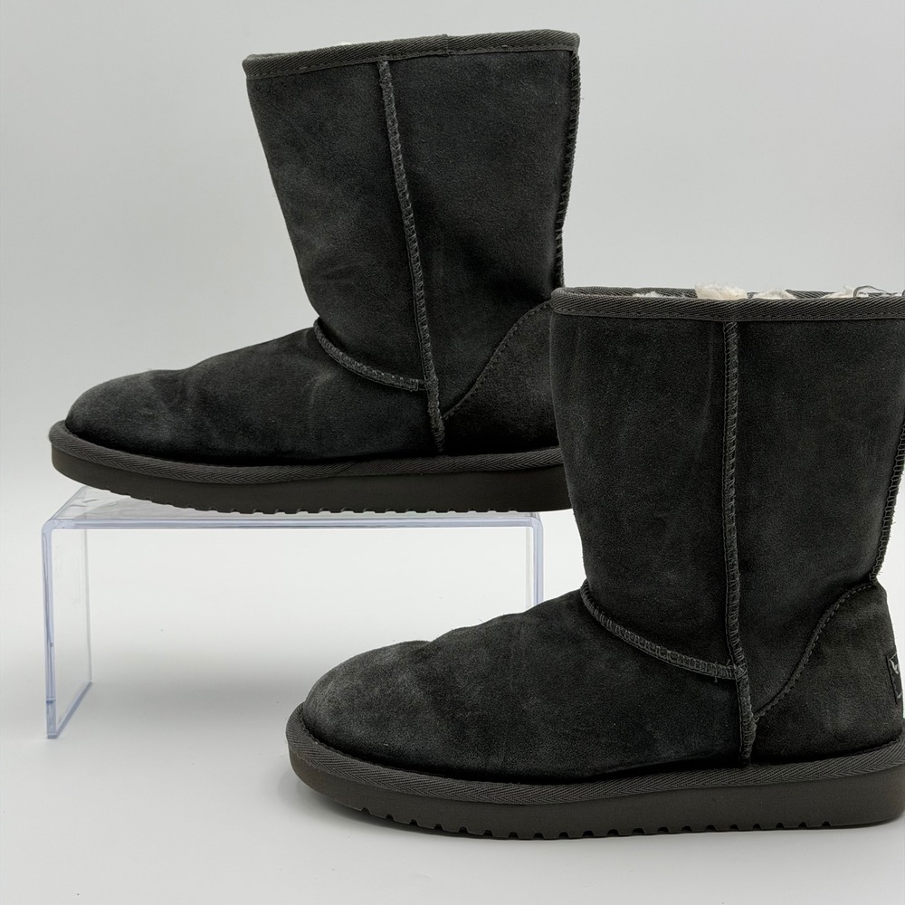 KOOLABURRA BY UGG Short Womens 5 Black Suede Sheepskin Winter Boots 1017090